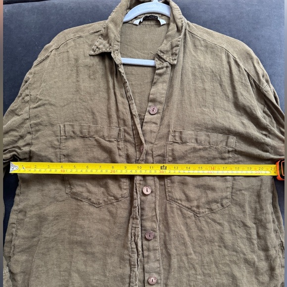 Zara 100% Linen Oversized Shirt in Khaki - Picture 10 of 10